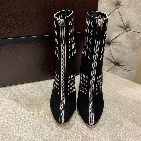 Alaia laser cut detail booties - Picture 3 of 10